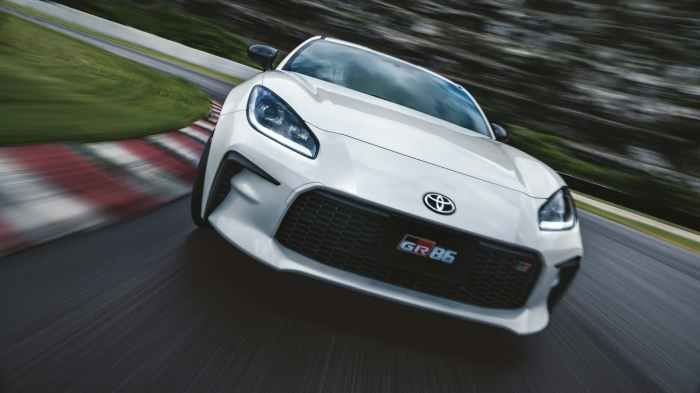 How to finance your first Car Toyota GR86 in 2025